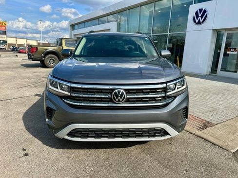 Used 2021 Volkswagen Atlas SE image 2