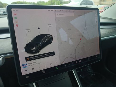 Used 2018 Tesla Model 3 Long Range RWD image 17