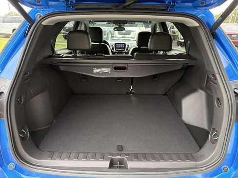 Used 2024 Chevrolet Equinox Premier w/ LPO, Cargo Package FWD image 11