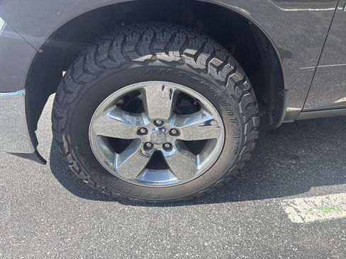 Used 2019 RAM 1500 Big Horn AWD/4WD image 10