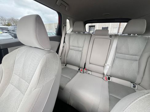 Used 2025 Nissan Rogue SV image 41