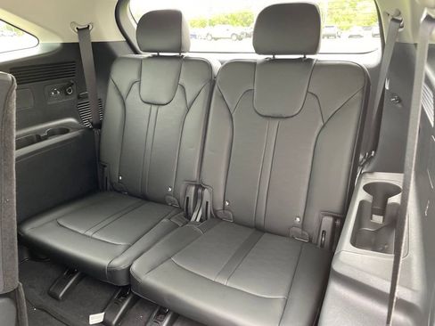 Used 2025 Kia Sorento S AWD/4WD image 13
