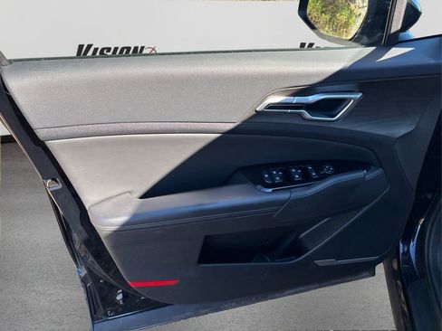 Used 2024 Kia Sportage X-Line image 22