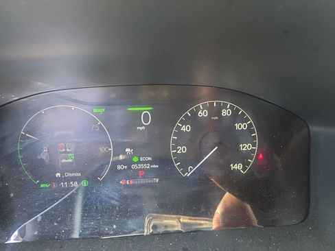 Used 2025 Honda CR-V Sport-L image 4