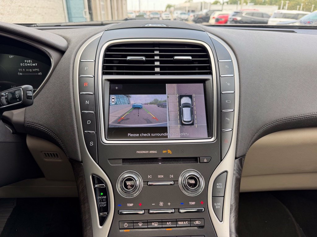 Used 2020 Lincoln Nautilus Reserve AWD/4WD image 14