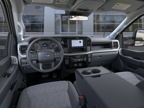 New 2025 Ford F350 XL w/ STX Appearance Package AWD/4WD image 31