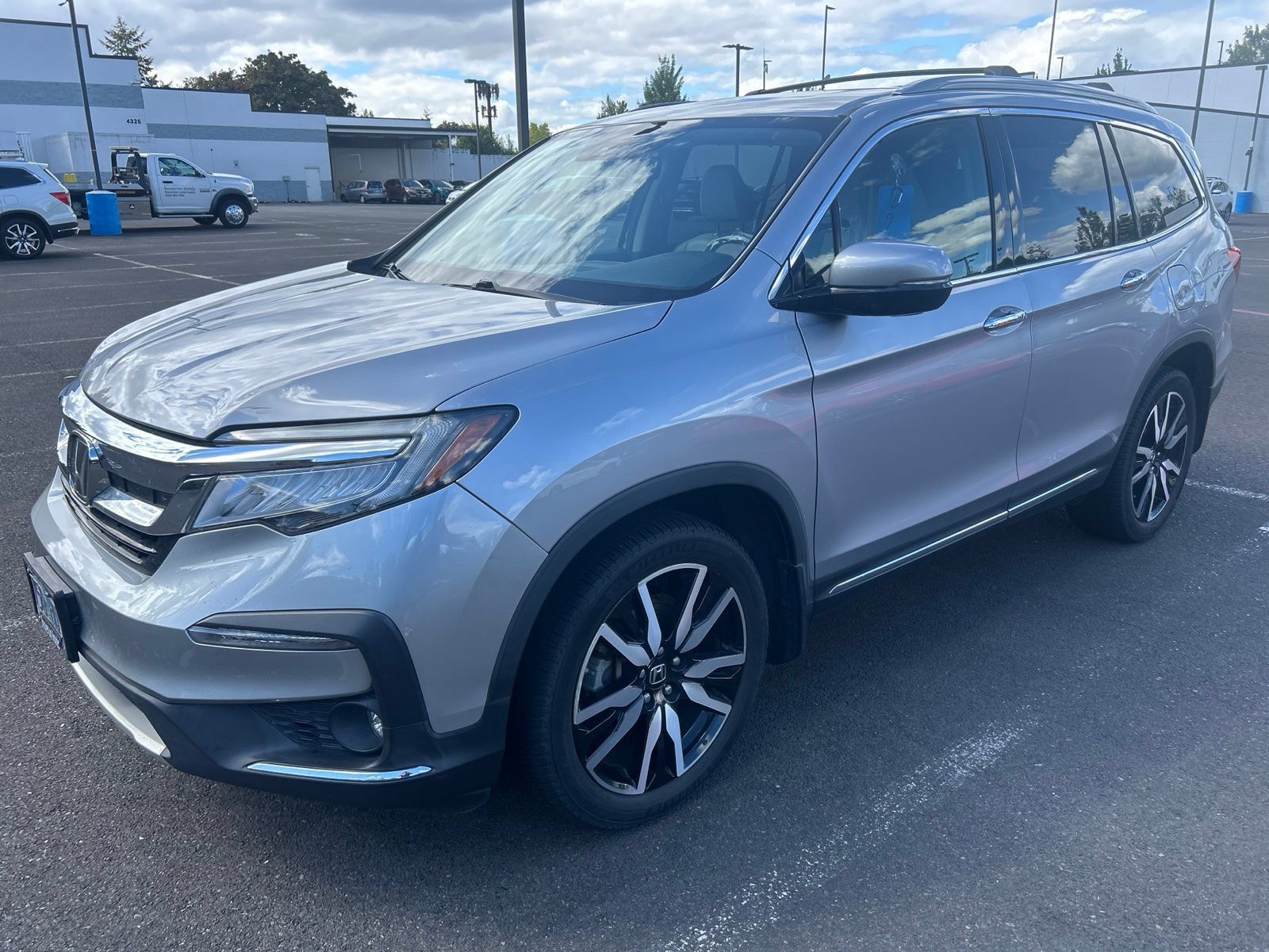 Used 2019 Honda Pilot Touring image 1