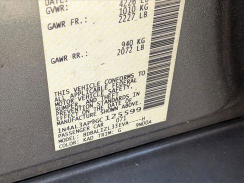 Used 2016 Nissan Altima 2.5 SV image 15