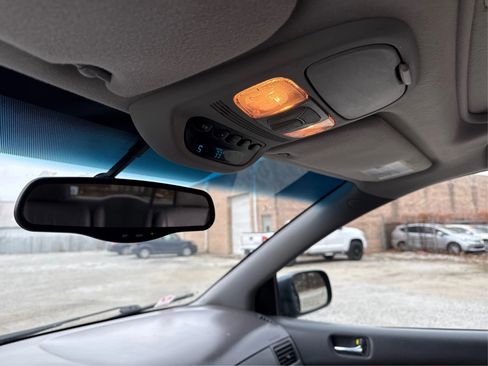 Used 2006 Toyota Sienna XLE Limited image 17