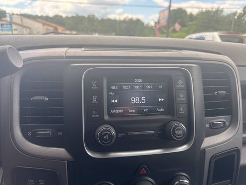 Used 2015 RAM 1500 Express AWD/4WD image 27