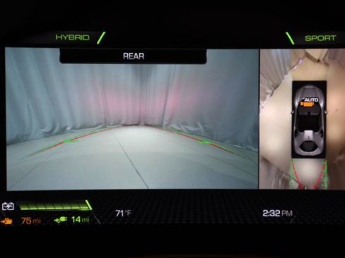 Used 2022 Ferrari SF90 Spider image 36