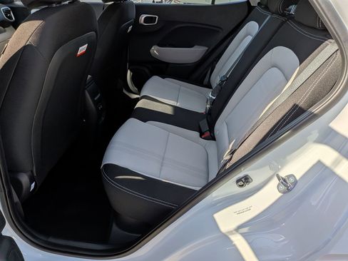New 2026 Hyundai Venue SEL FWD image 21