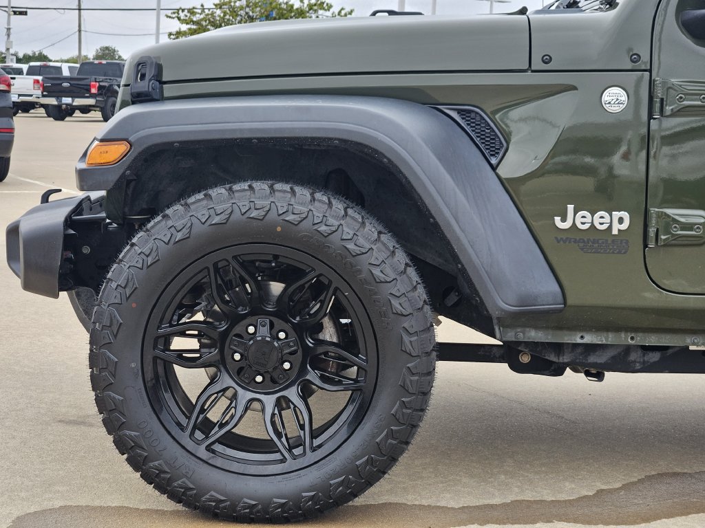 Used 2021 Jeep Wrangler Unlimited Sport AWD/4WD image 8