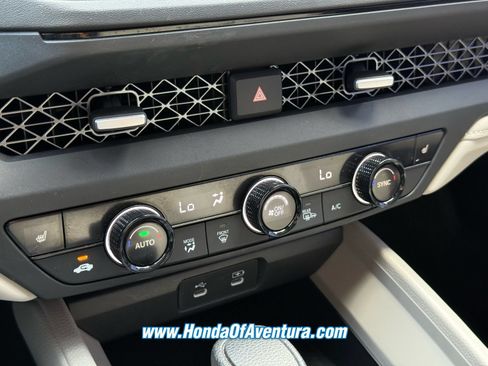 Certified 2023 Honda Accord EX image 25