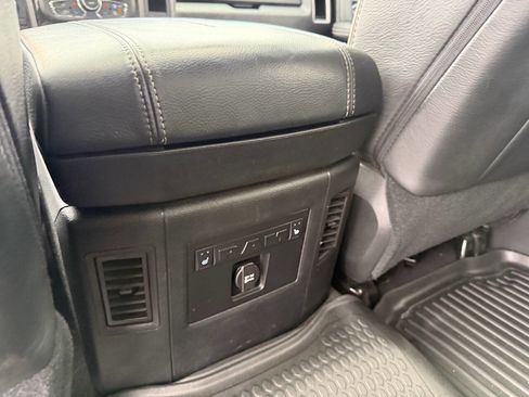 Used 2016 RAM 3500 Laramie Longhorn image 27