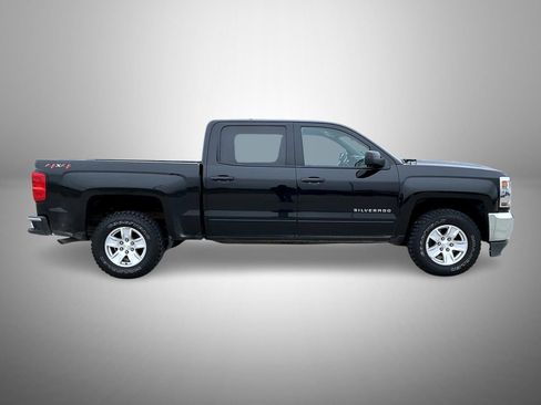 Used 2018 Chevrolet Silverado 1500 LT w/ Trailering Package image 4