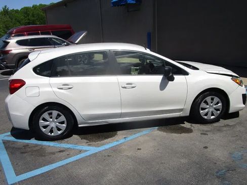 Used 2014 Subaru Impreza 2.0i AWD/4WD image 7