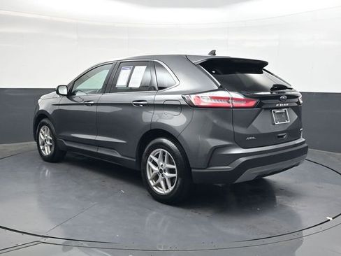 Used 2024 Ford Edge SEL image 6