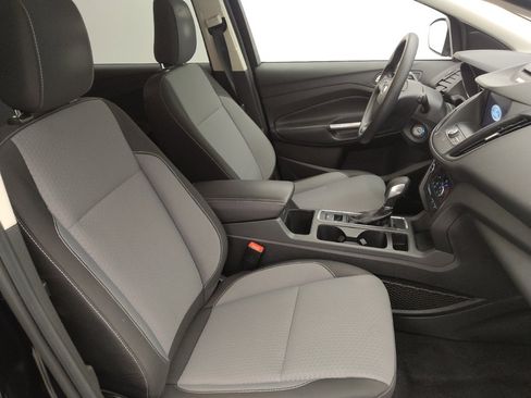 Used 2018 Ford Escape SE w/ Ford Safe & Smart Package AWD/4WD image 21