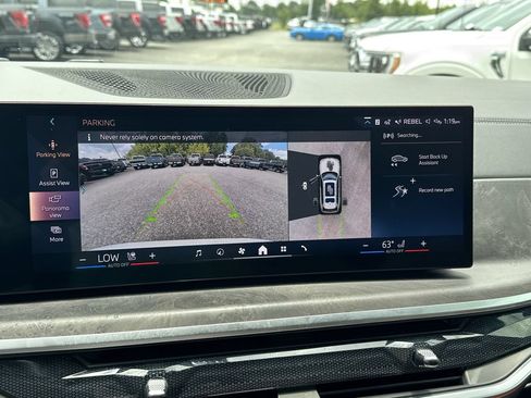 Used 2024 BMW X7 xDrive40i w/ M Sport Package AWD/4WD image 30