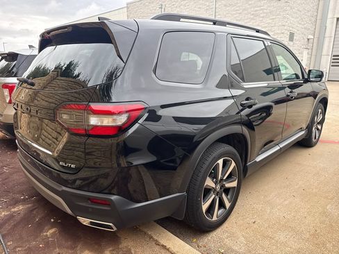 Certified 2024 Honda Pilot Elite image 6