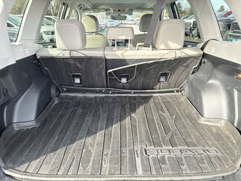 Used 2017 Subaru Forester 2.5i Limited image 21