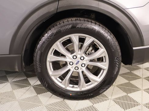 Used 2021 Ford Explorer XLT w/ Equipment Group 202A RWD image 20