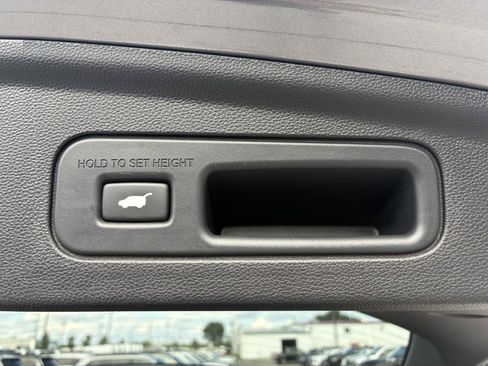 Used 2024 Acura MDX SH-AWD w/ Advance Package image 13