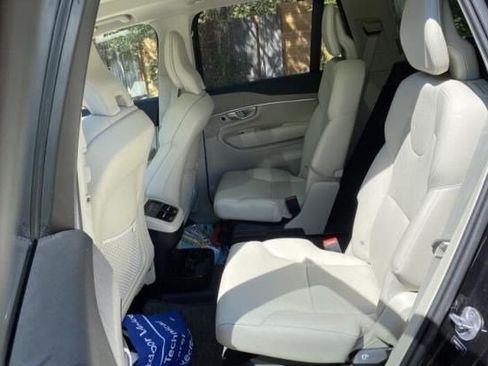 Used 2024 Volvo XC90 B6 Plus AWD/4WD image 4