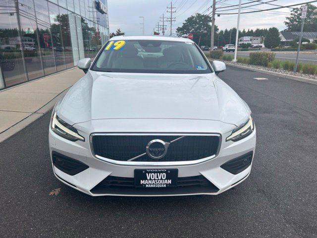 Used 2019 Volvo S60 T6 Momentum AWD/4WD image 7