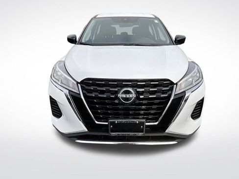 Certified 2025 Nissan Kicks Play S image 12