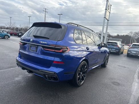 Used 2024 BMW X7 M60i w/ Executive Package image 24