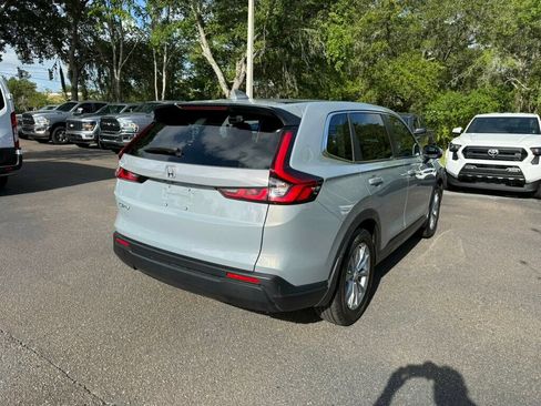 Used 2025 Honda CR-V EX image 11