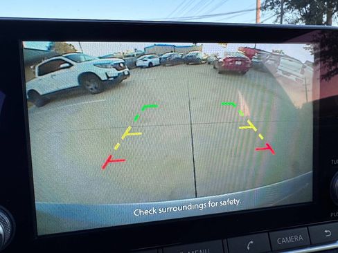 Used 2023 Nissan Sentra SV image 20