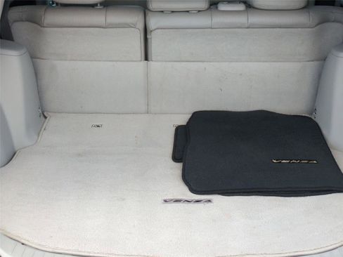 Used 2010 Toyota Venza AWD image 22