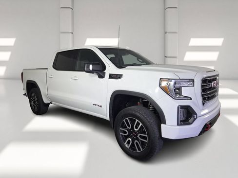 Used 2019 GMC Sierra 1500 AT4 w/ AT4 Premium Package AWD/4WD image 2