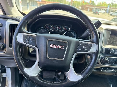 Used 2018 GMC Sierra 2500 SLT w/ Duramax Plus Package AWD/4WD image 20