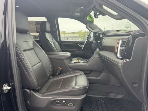 Used 2024 GMC Sierra 2500 Denali w/ Denali Reserve Package image 15