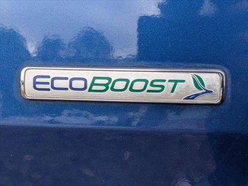 Used 2020 Ford Explorer XLT w/ Equipment Group 202A image 14