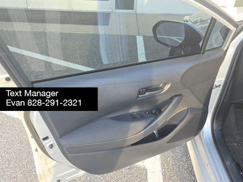 Used 2024 Toyota Corolla LE image 6