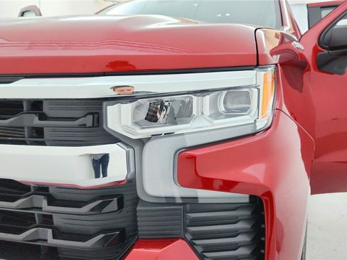 Used 2023 Chevrolet Silverado 1500 LT AWD/4WD image 26