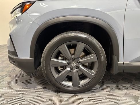 Certified 2025 Honda Pilot Sport image 9