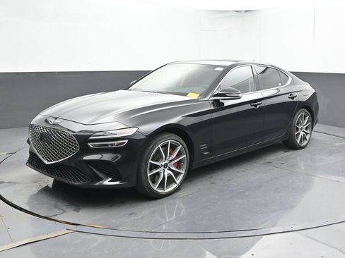 Used 2025 Genesis G70 2.5T AWD/4WD image 8