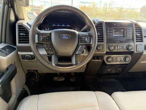 Used 2019 Ford F250 XL w/ Power Equipment Group image 26