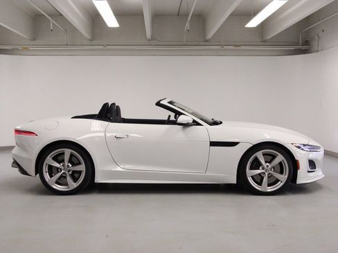 Used 2024 Jaguar F-TYPE R-Dynamic image 5