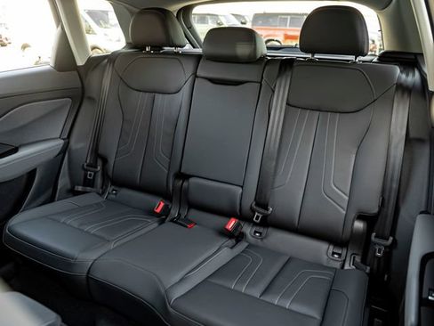 New 2026 Audi Q3 quattro 2.0T AWD/4WD image 26