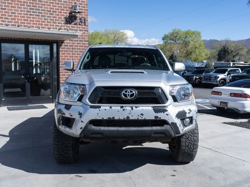 Used 2012 Toyota Tacoma 4x4 Double Cab w/ TRD Sport Upgrade Pkg image 2