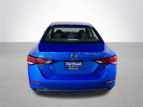 Used 2022 Nissan Sentra SV image 7