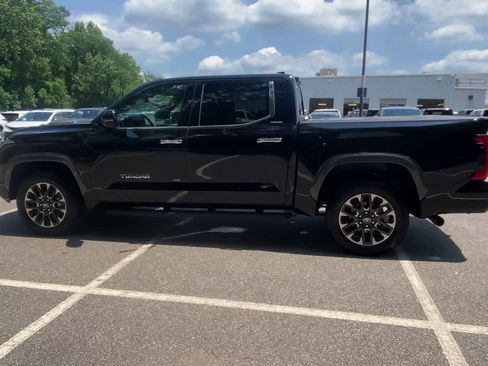 Used 2026 Toyota Tundra Limited AWD/4WD image 5