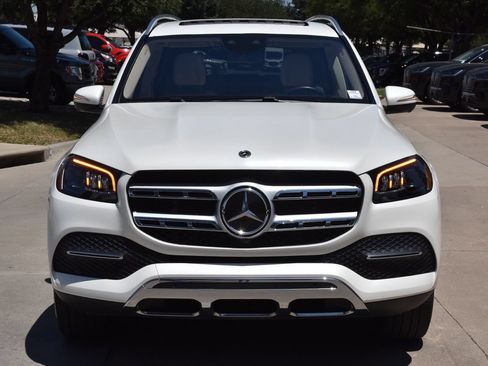 Used 2021 Mercedes-Benz GLS 450 4MATIC image 3